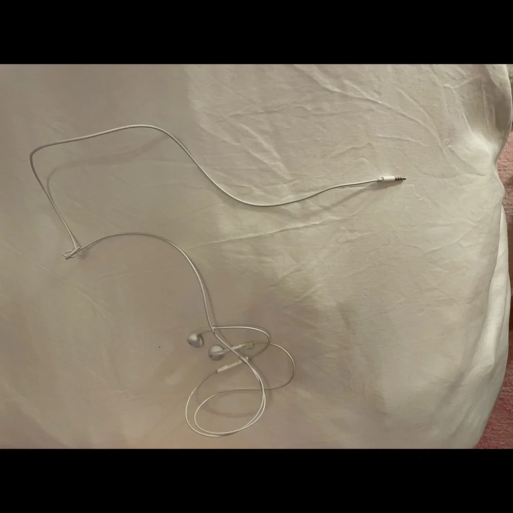 iPhone headphones